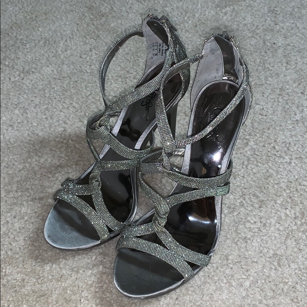 Carlos by Carlos Santana Melody Platinum Heel